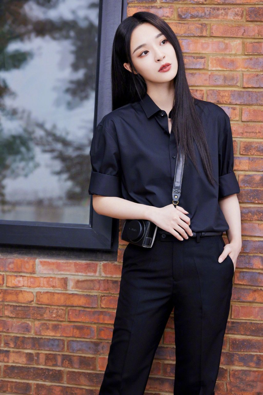 李莎旻子,长发温柔