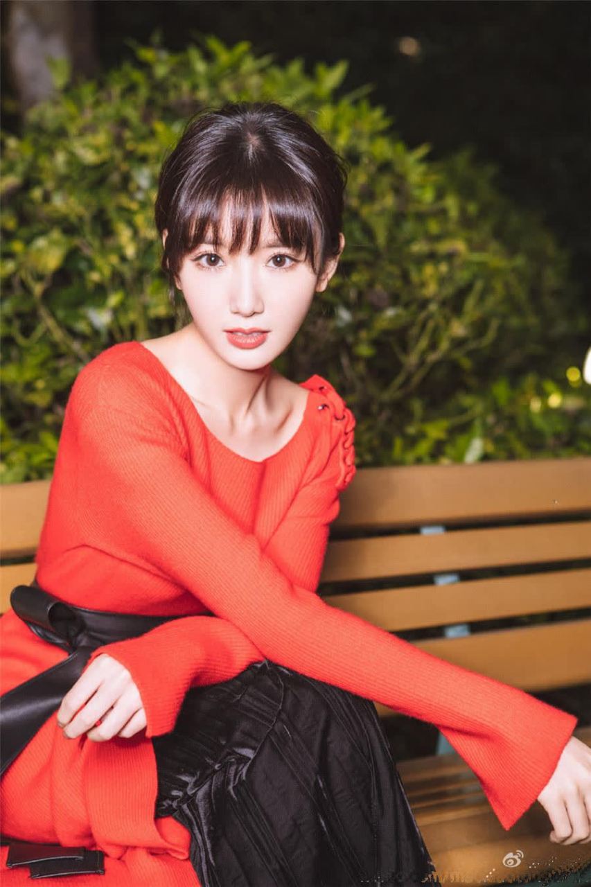 毛晓彤生日快乐!