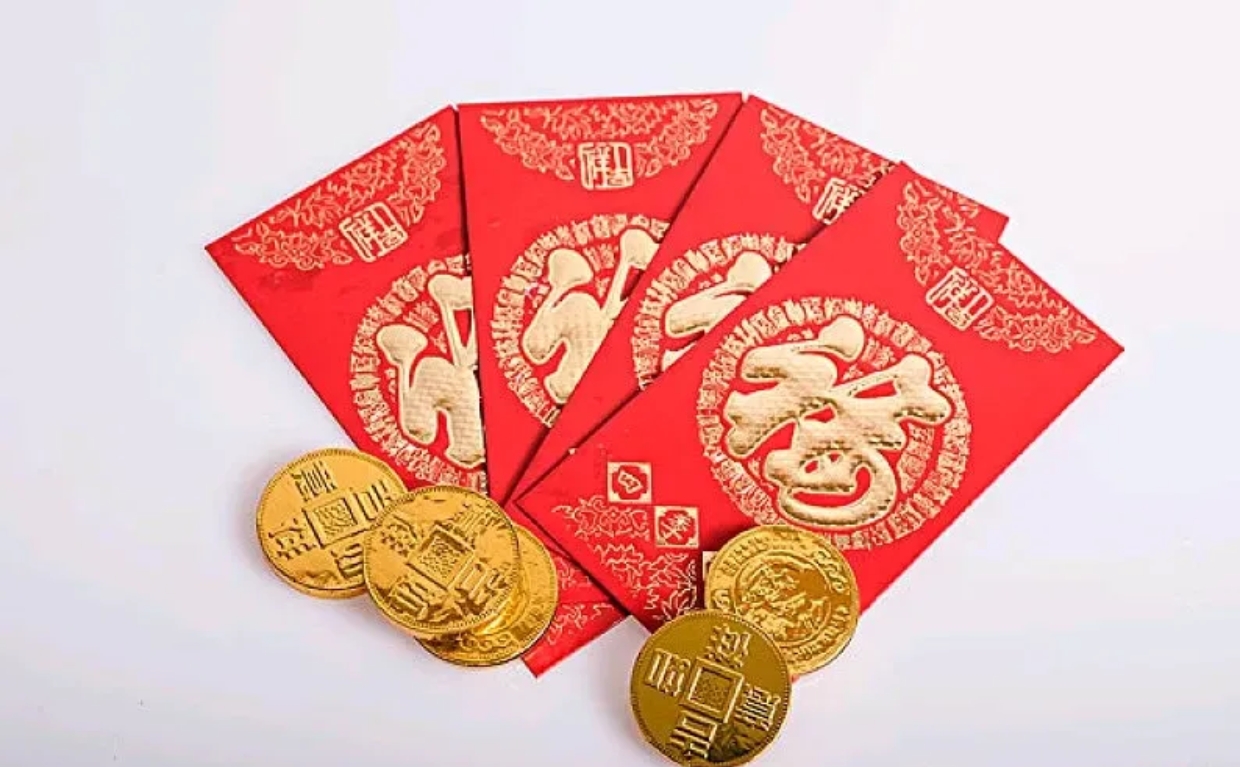 老公突然给我发来了信息:老婆,今天是我妈妈生日,我给她包了1000红包