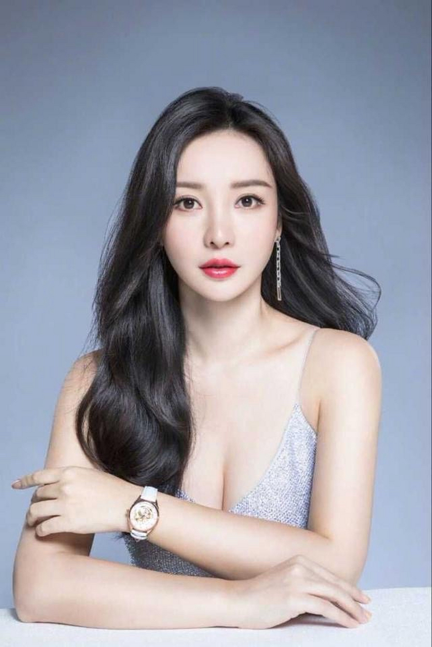 7月5日,柳岩发文告别《浪姐》时,说自己1月份才做了子宫肌瘤手术