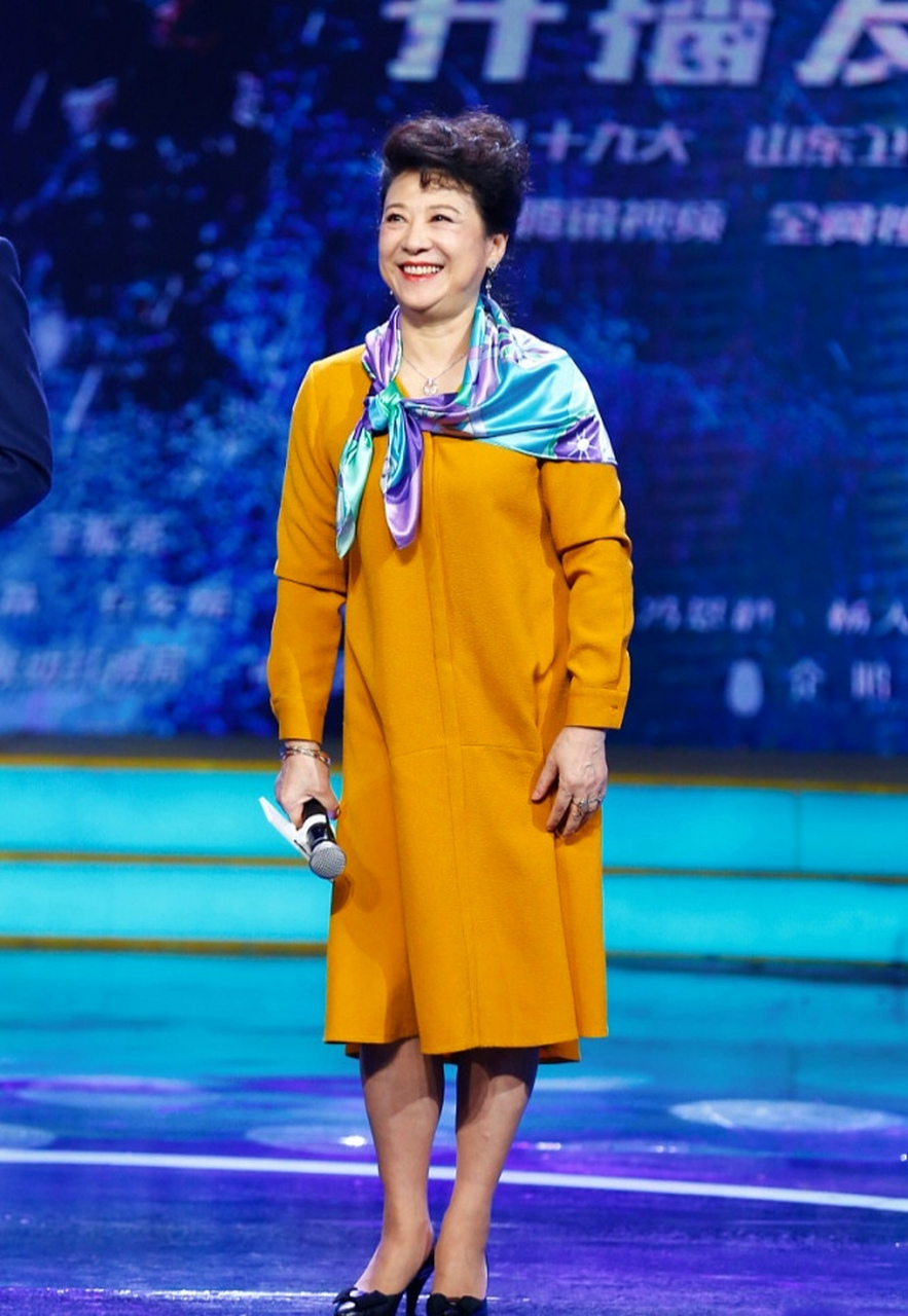 七十五岁的王馥荔,七十五岁的美!