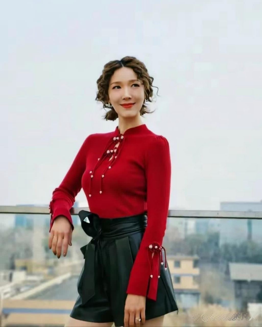 李亚楠狠美