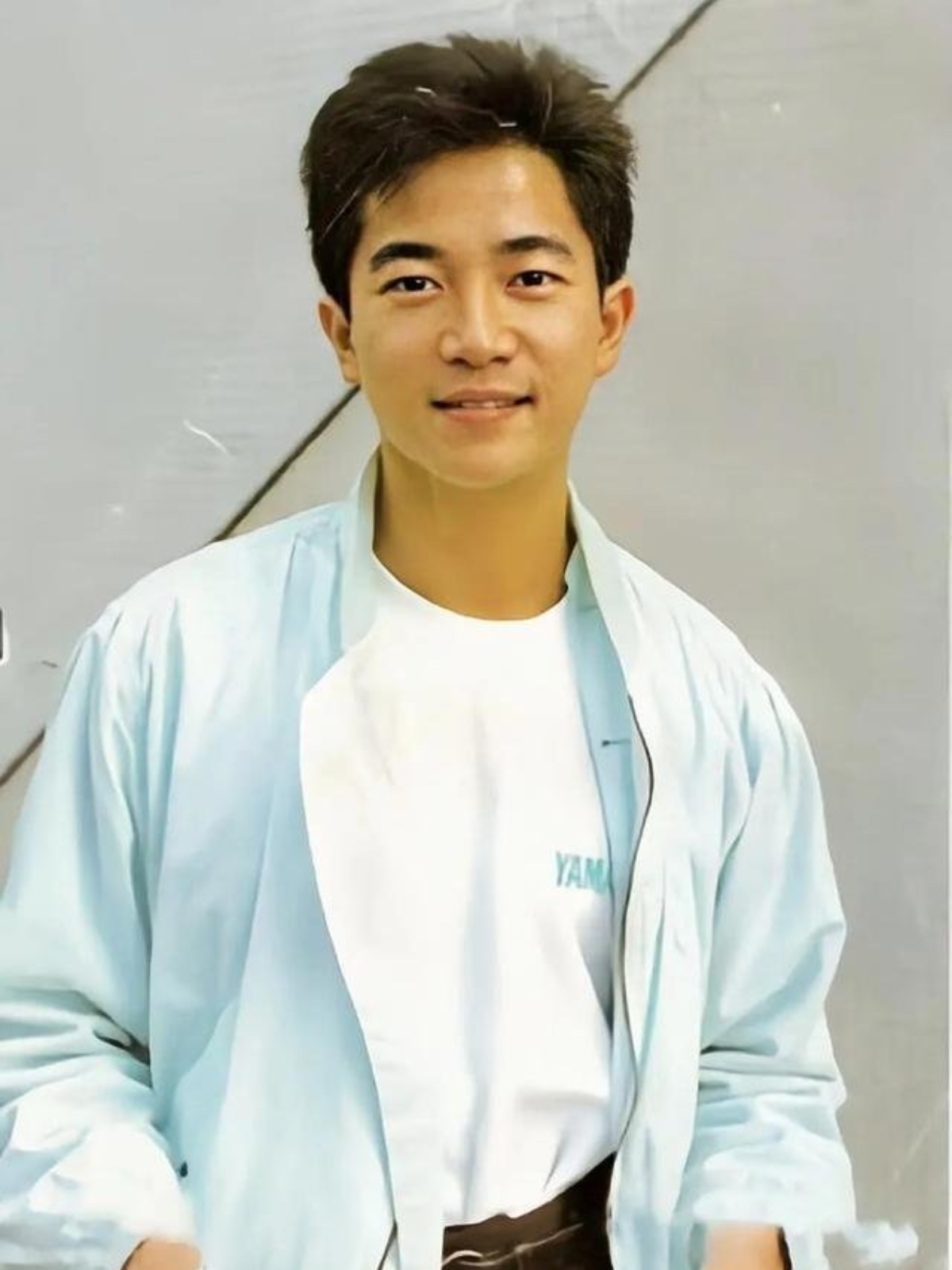 陈百强出身香港豪门,罕见雪景令他兴奋不已