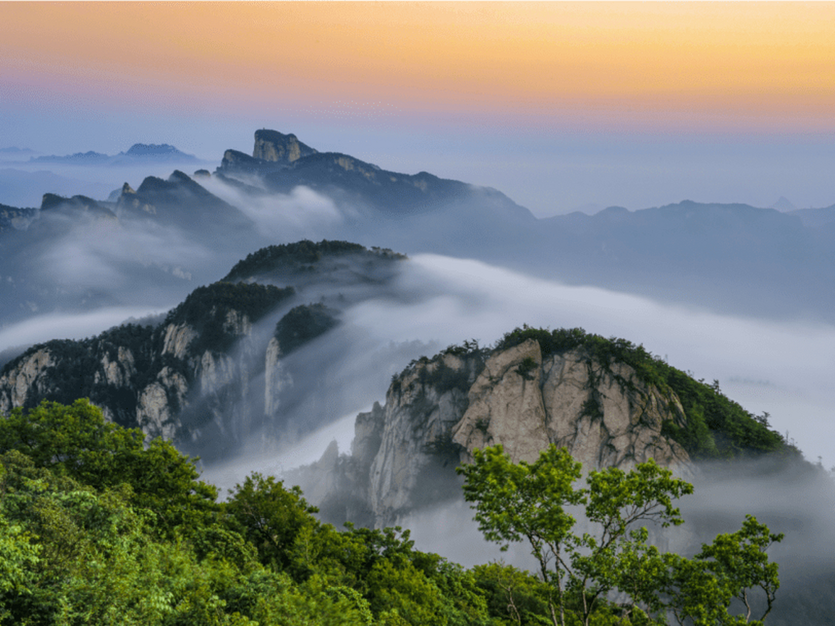 洛阳山脉图片