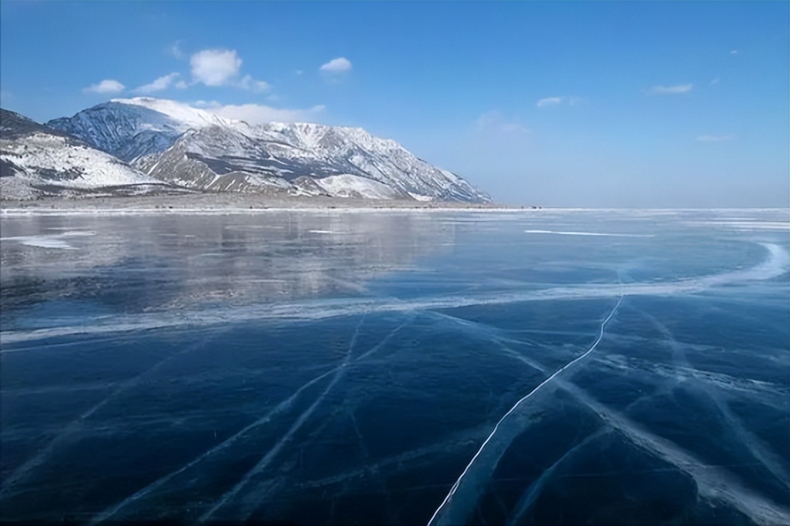 贝加尔湖底1600吨黄金,为何无人去打捞?专家:根本不能捞