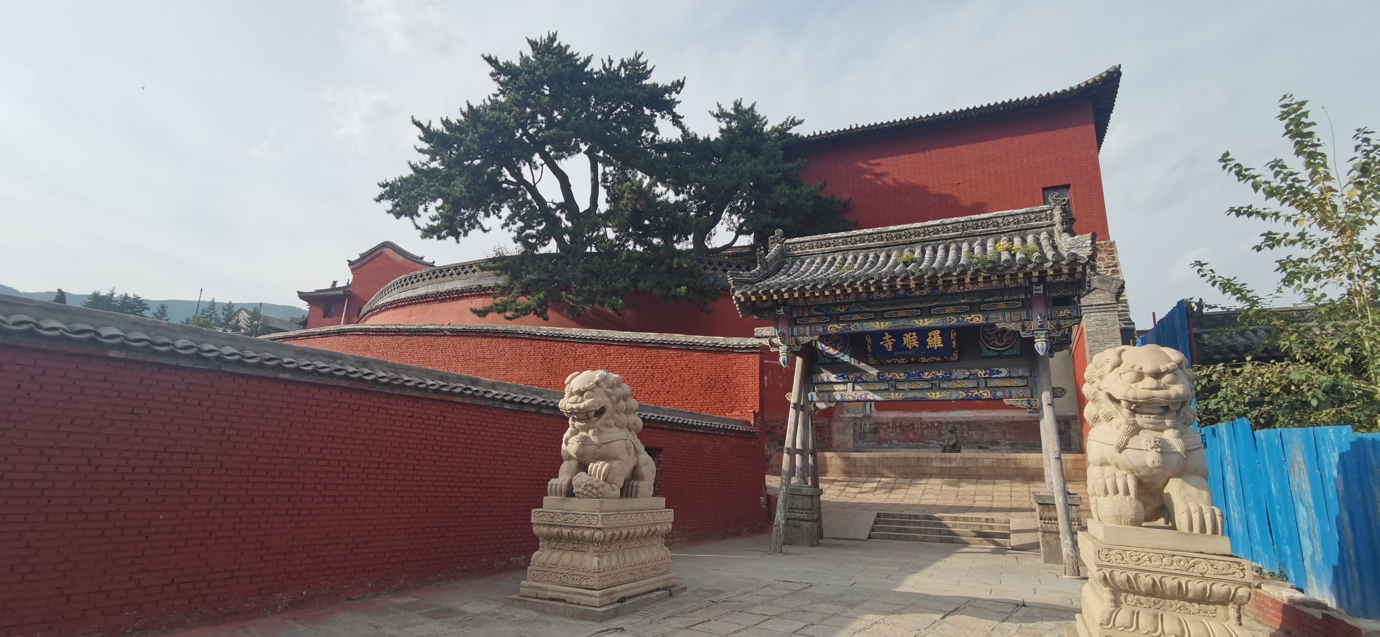 五台山著名黄庙罗睺寺,独特的开花现佛,古代最精巧的道场艺术品