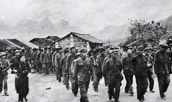 对越自卫反击战中,冯增敏是个争议人物