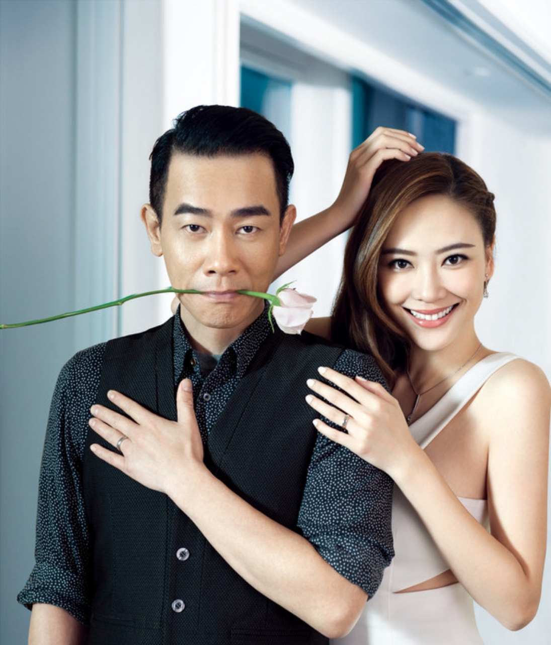 应采儿 陈小春年轻时候我还是个孩子