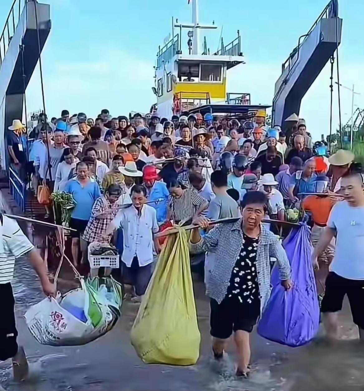 洪灾之后的迁移若非生活所迫谁愿颠沛流离
