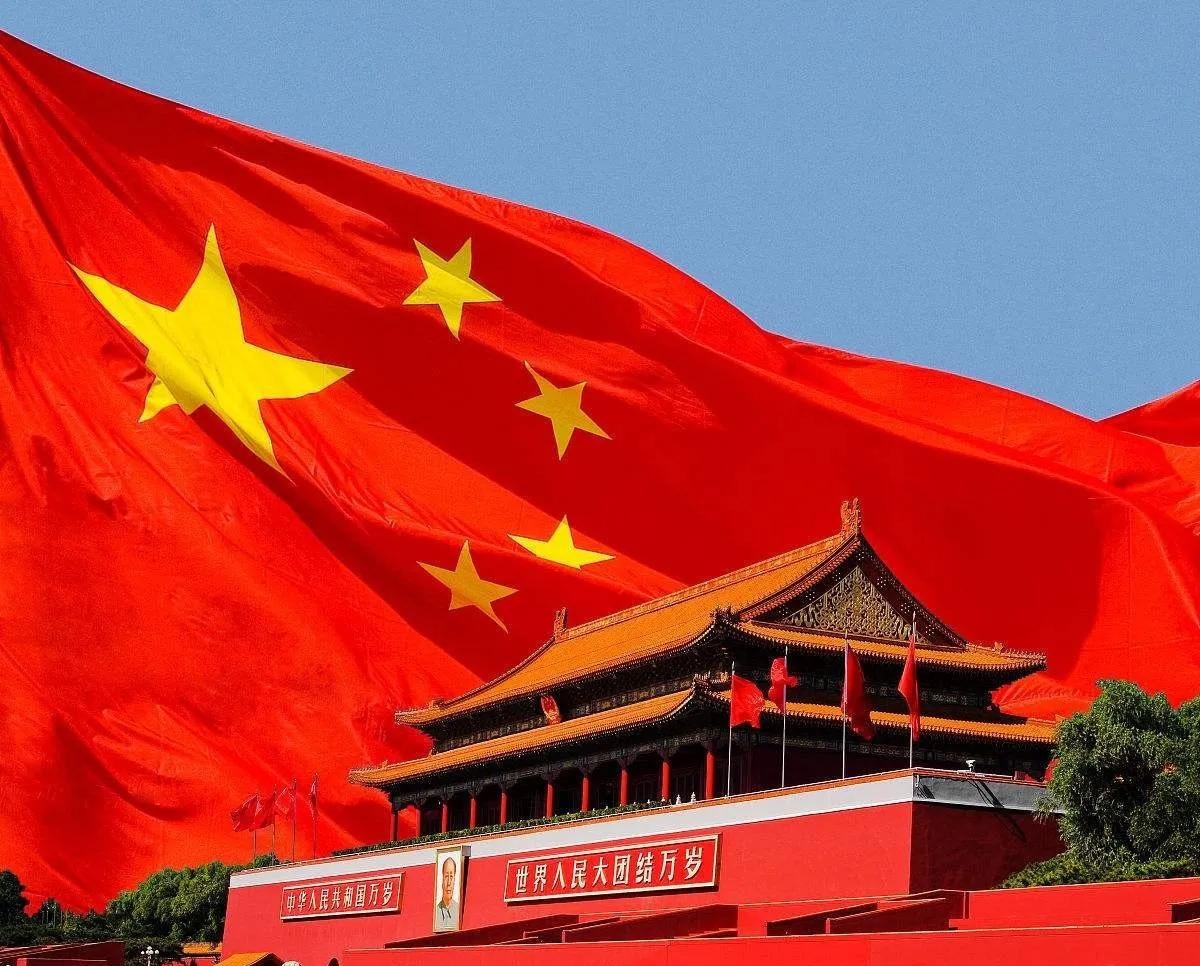 从古至今,无数仁人志士用行动诠释着爱国的真谛