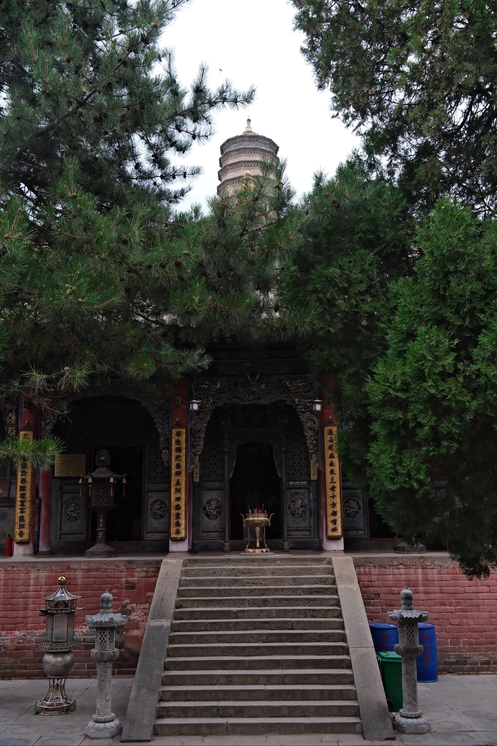 作为第八批全国重点文物保护单位,尊胜寺曾是朝拜五台山的必经之地