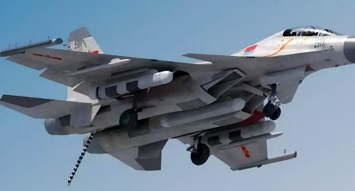 只能说这次歼15d咆哮鲨电子战机展现了真正的实力,这电子飞鲨一开口