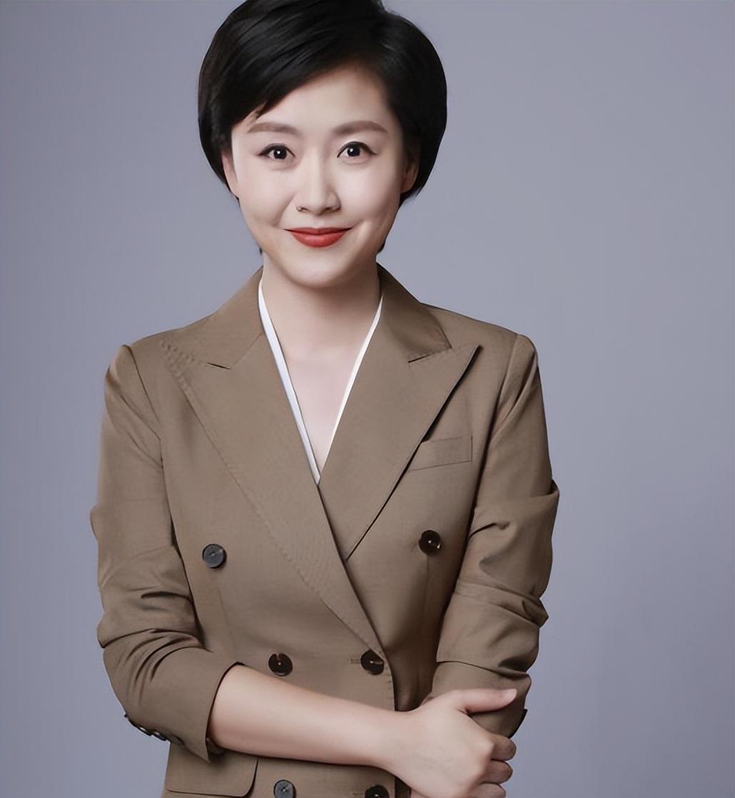 贵州电视台20位知名美女主持人一览,风华正茂,巾帼不让须眉