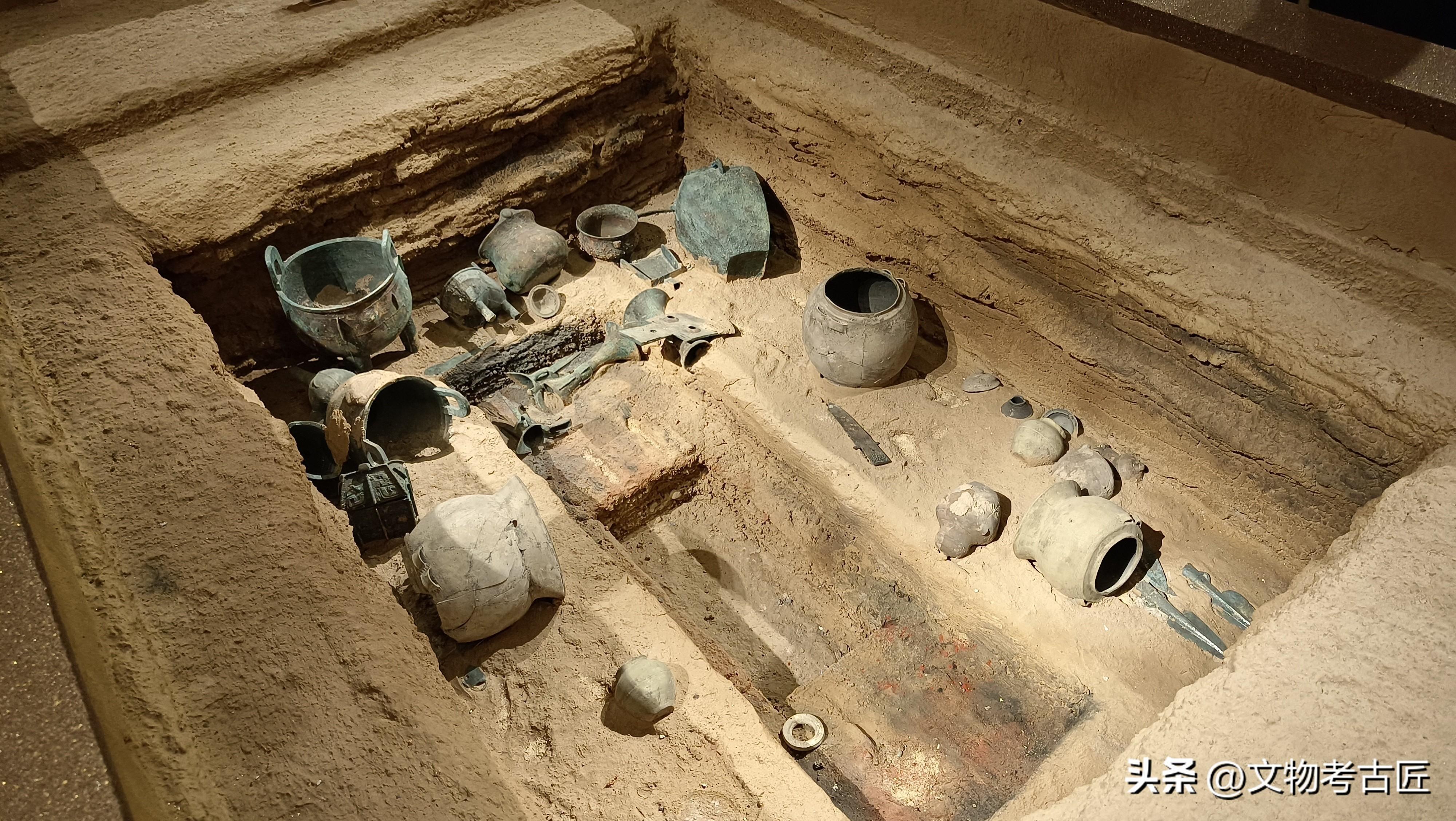 没想到这座三千多年前商代的"亚长墓"竟然有这么多的秘密