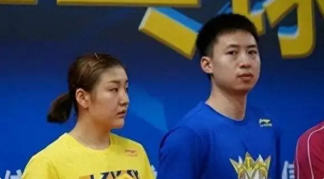 恭喜国乒,方博亮相新岗位,带一车排骨上任,陈梦祝福