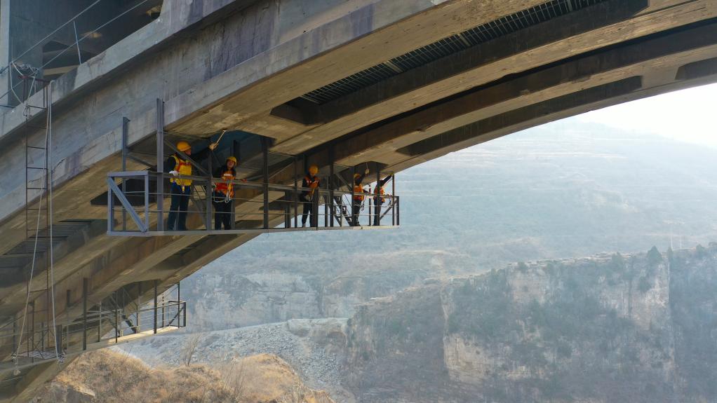 铁路线上的无名英雄:揭秘最累的十八个岗位