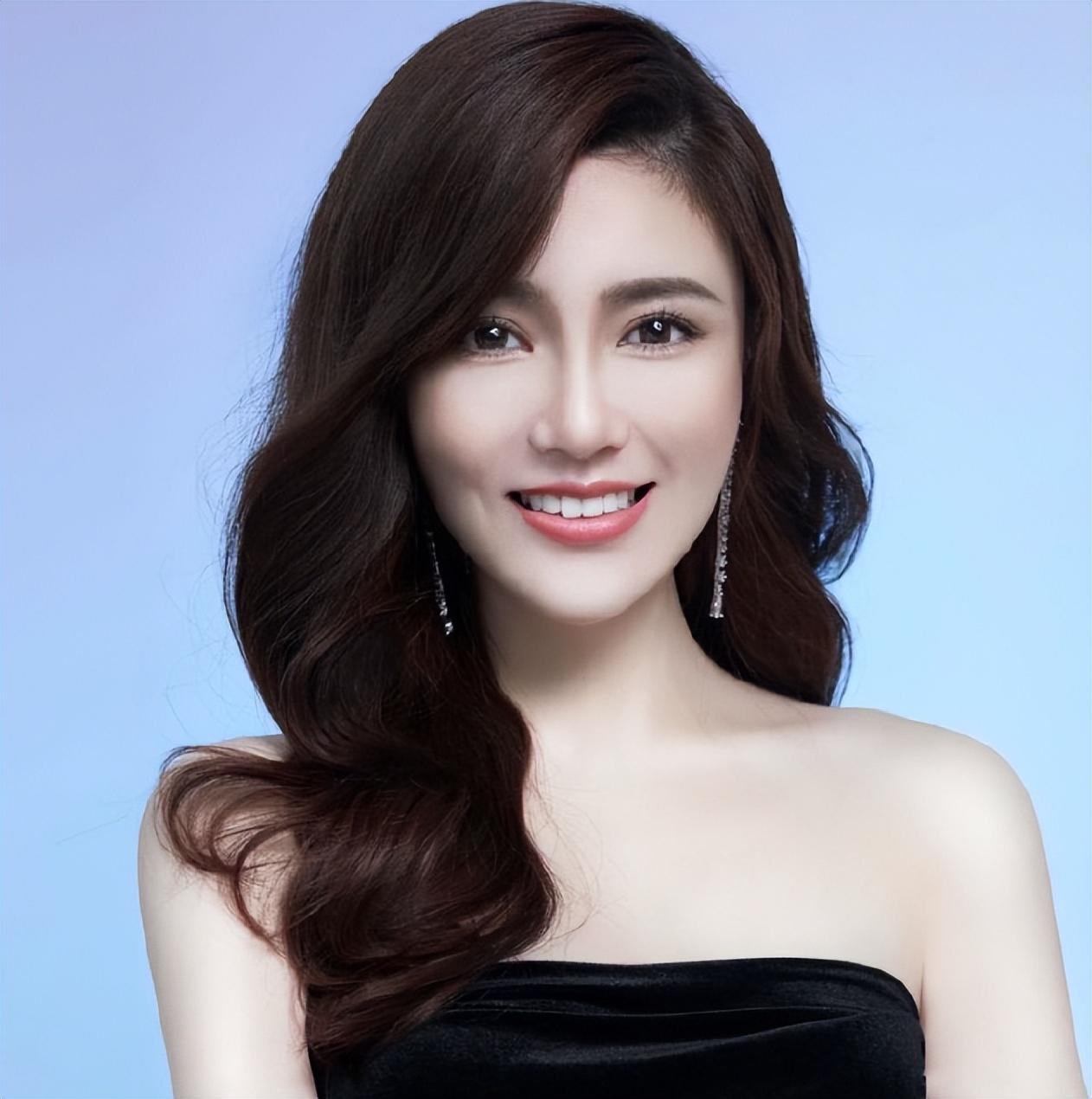 贵州电视台20位知名美女主持人一览,风华正茂,巾帼不让须眉