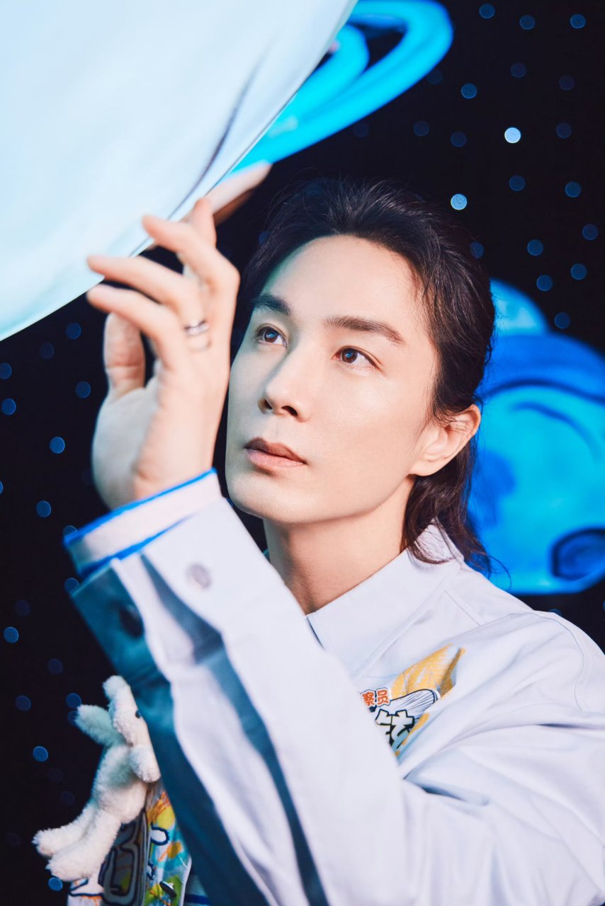 李承铉的休闲时尚感.