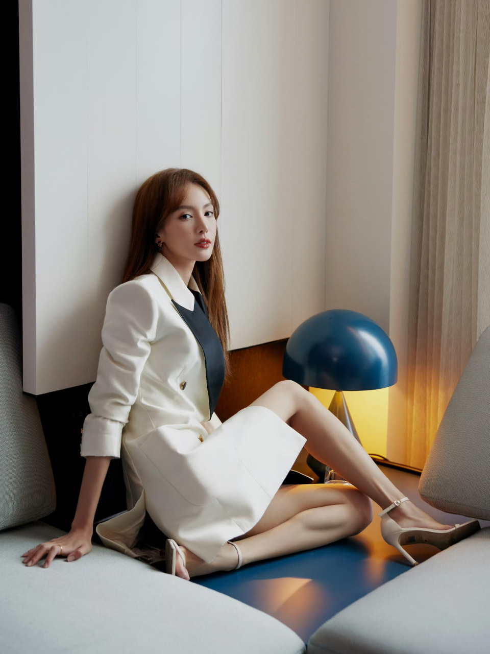 金晨,性感美腿,靓丽好看 #娱乐最前沿# #养眼美女# #动态连更挑战