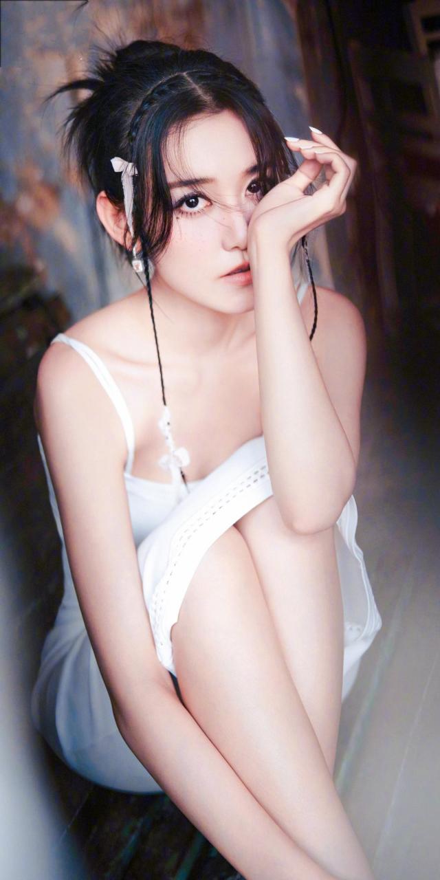 蒋依依的壁纸大片来袭了!