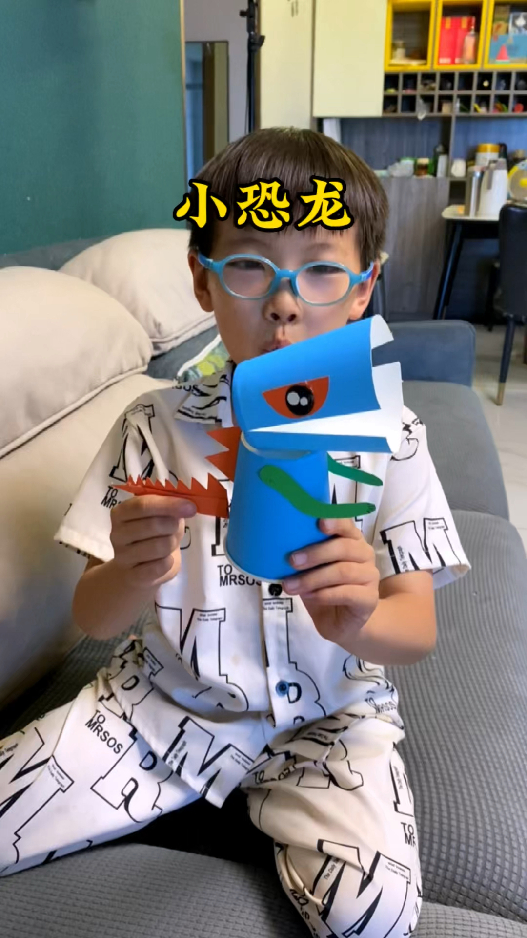 纸杯小恐龙,简单好玩#手工diy #亲子互动 #亲子手工