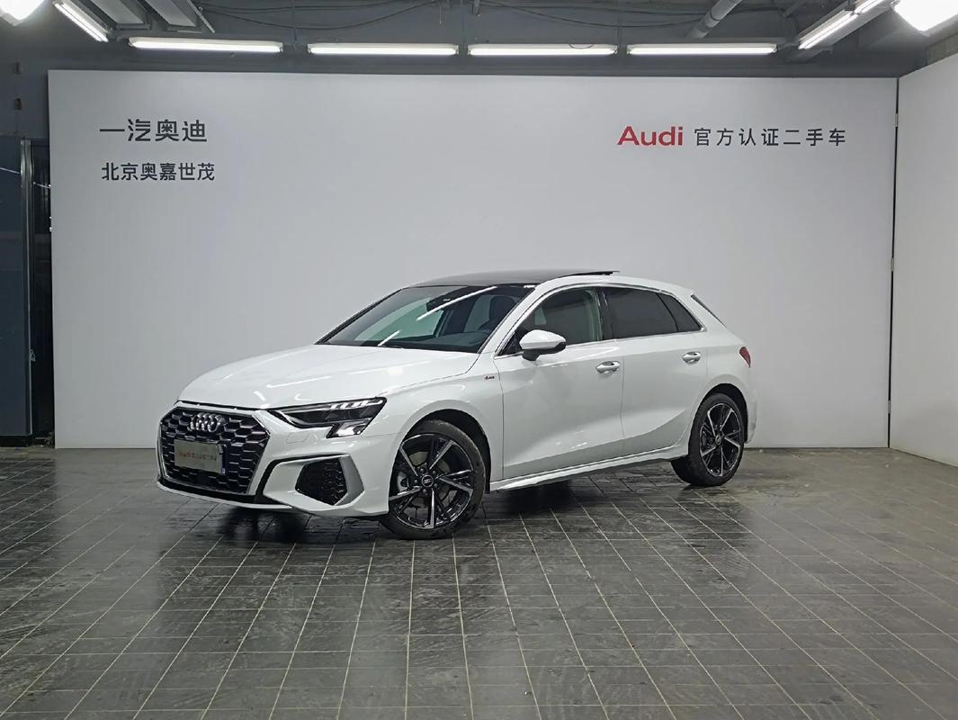 20万左右省油轿车前10名排行榜分享[鼓掌] 第一,凯美瑞 19.