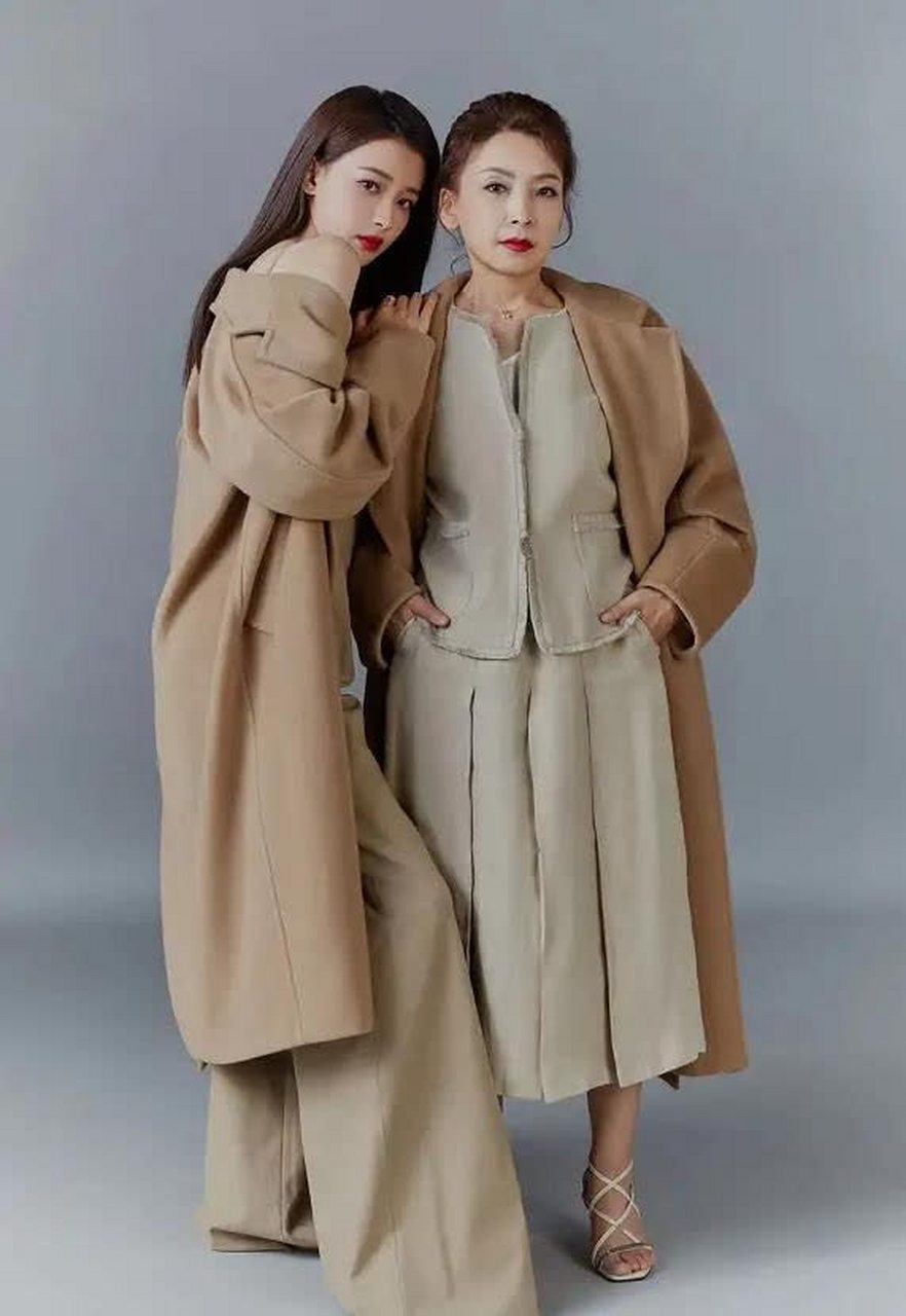 孙怡和妈妈写真