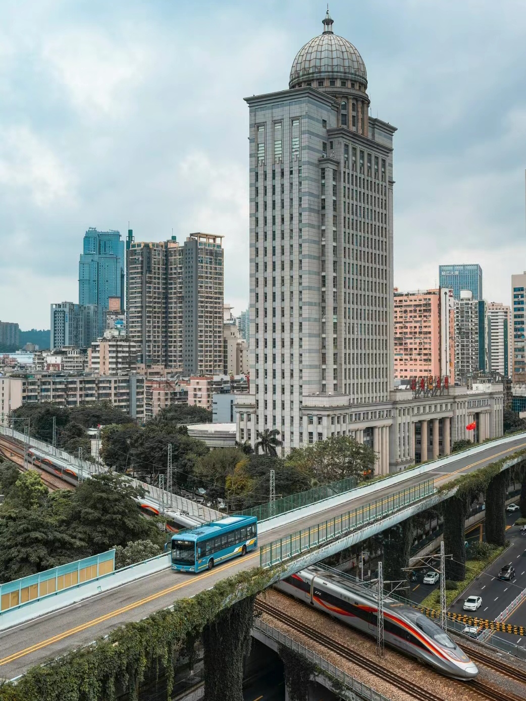 厦门南山大厦图片