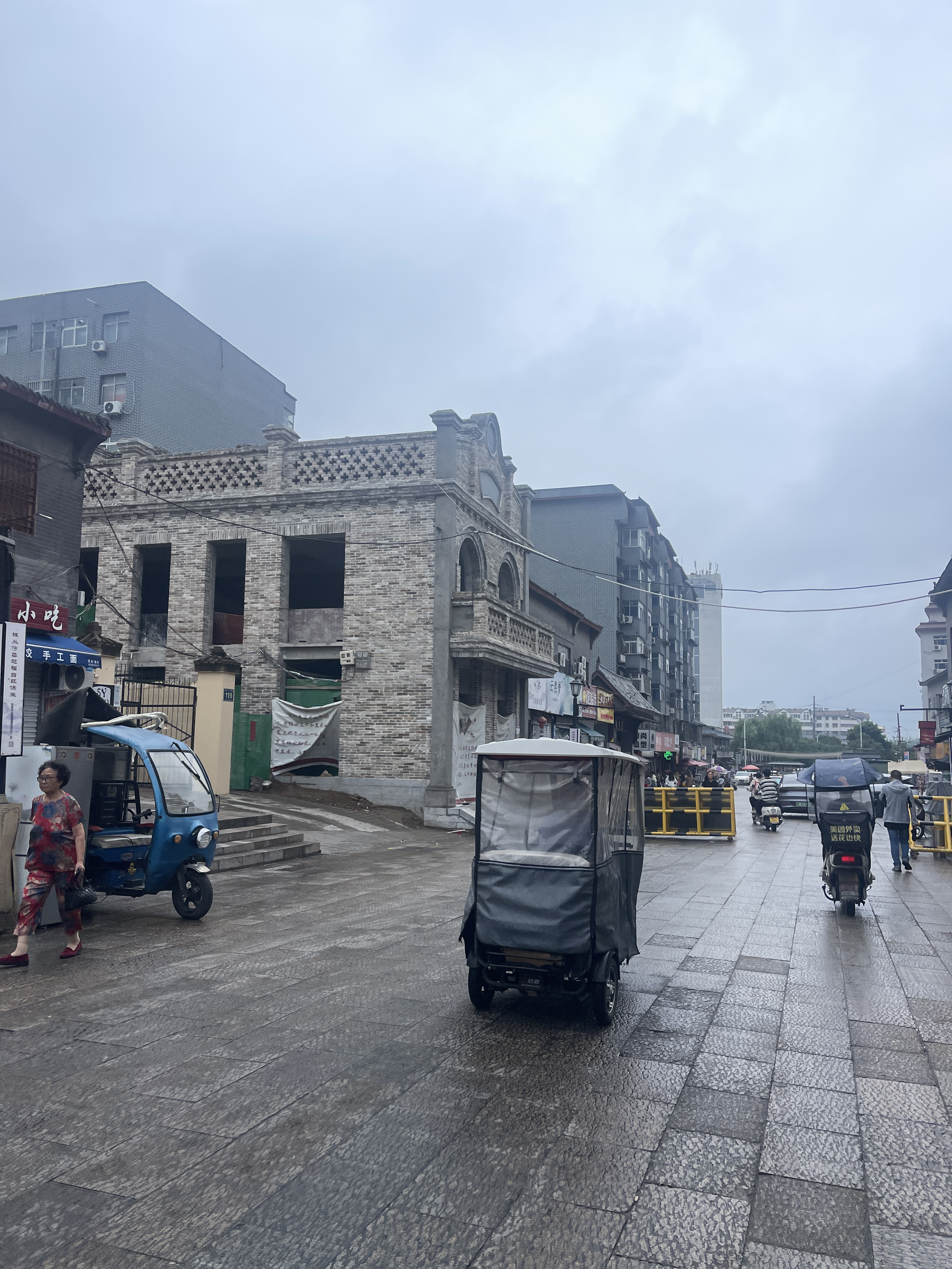 因为这里离洛邑古城比缴衲纠铣悄洗蠼致逖衾铣撬揽 街景民国老房子