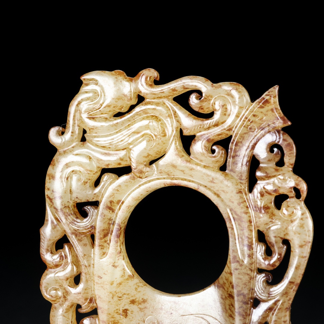 旧藏,和田玉螭龙鸡心佩