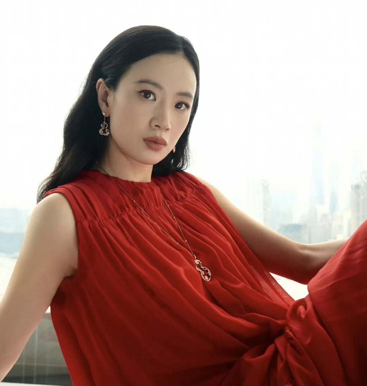 李梦虽然糊,但脾气却大的很,最出名的还是她拍《白鹿原》的时候因为耍