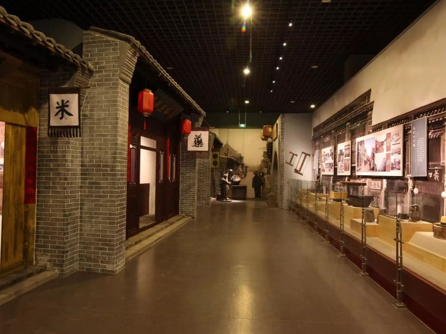 文化,艺术于一体的综合性博物馆,展示了包头地区的历史变迁和文化传承