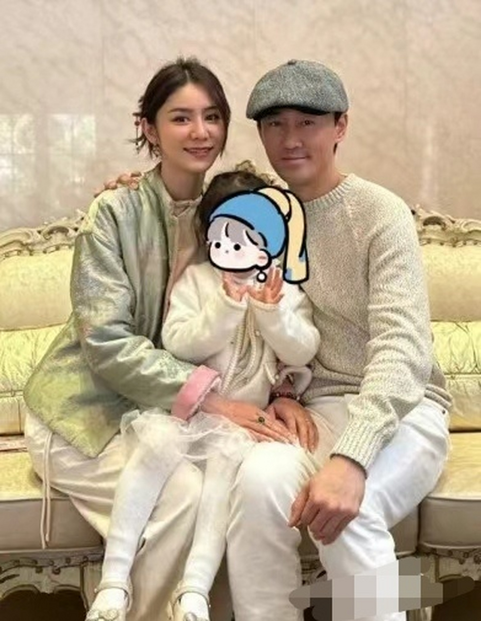 经常刷到林峰老婆张馨月,她的生活就是到处吃喝玩乐,果然干得好不如