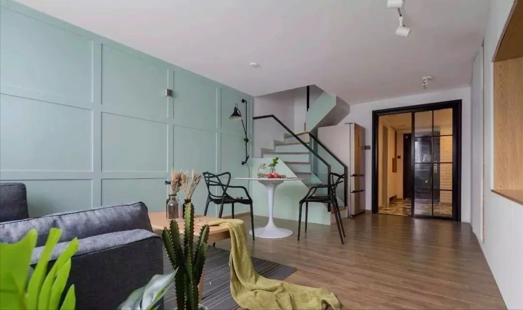 70平北欧复式,绝美客厅首秀,小户型也能清爽雅致