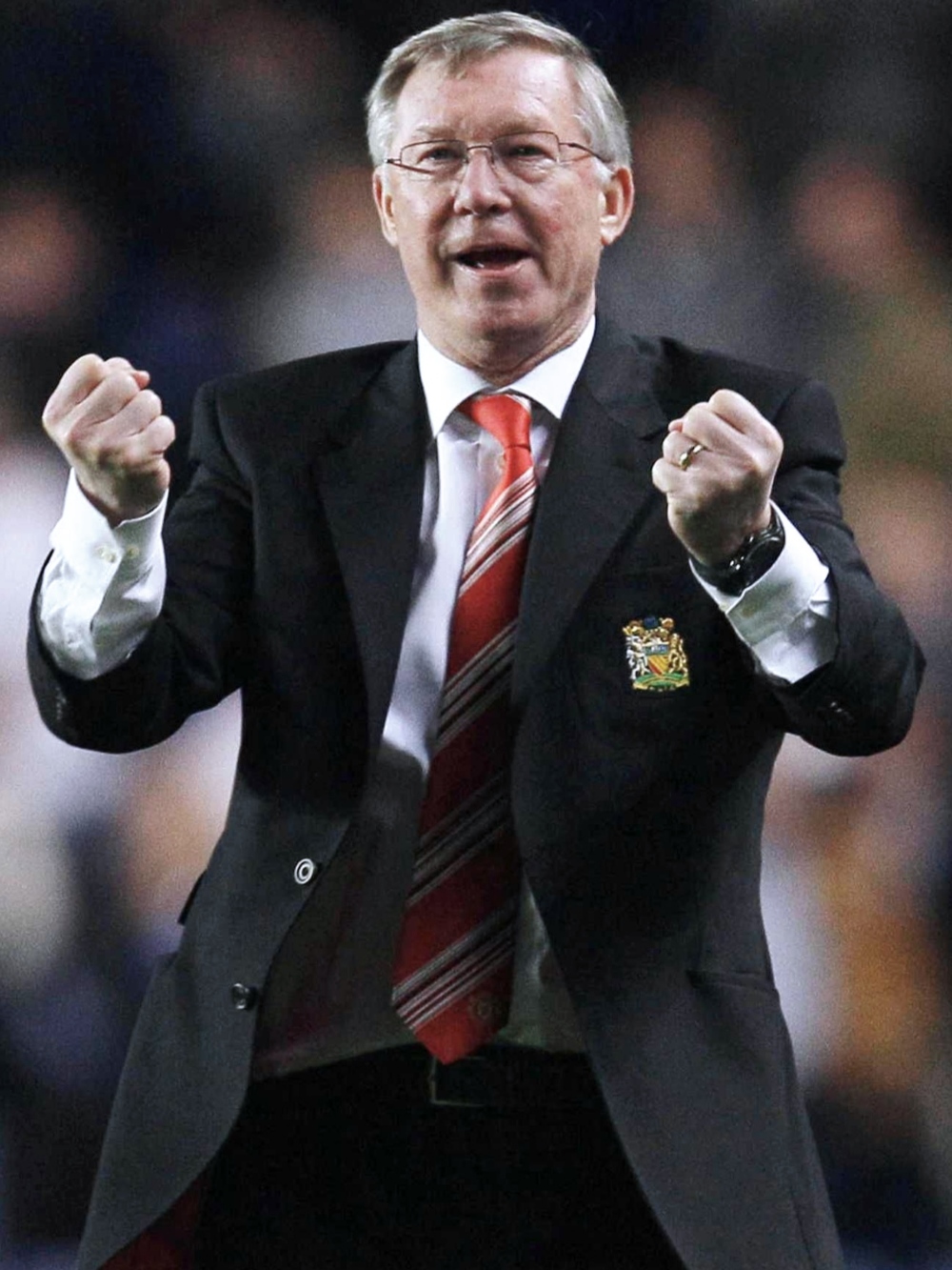 动态连更挑战# 曼联传奇主教练弗格森分享了一条重要建议:别光看胖揶