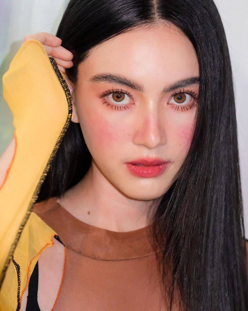 泰国最美女星mai,三组招桃花的妆容