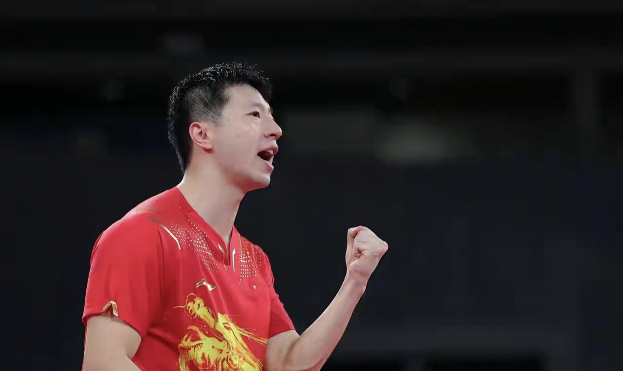 刘国梁谈马龙退役问题: 1,马龙确实年龄大了,该拿的冠军都拿了,该得到