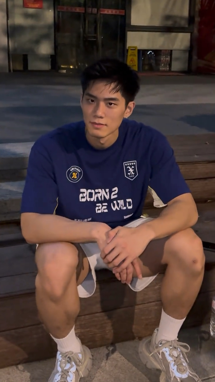 好有青春少年感硬朗帅哥,谁心动了!