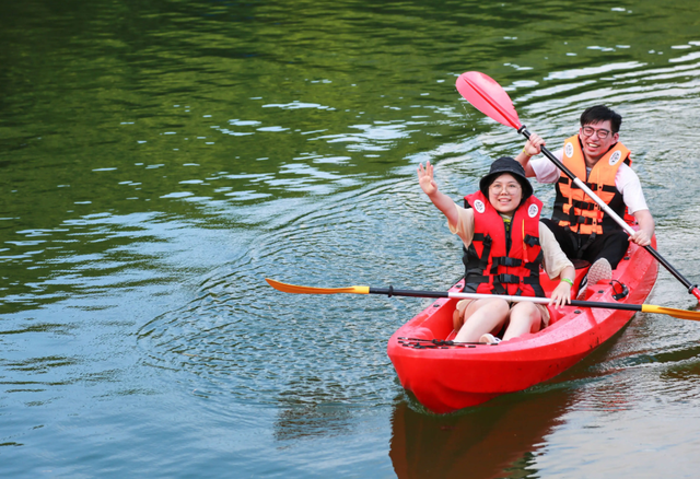 水上嬉戏,拓展挑战云梦谷的活力释放!