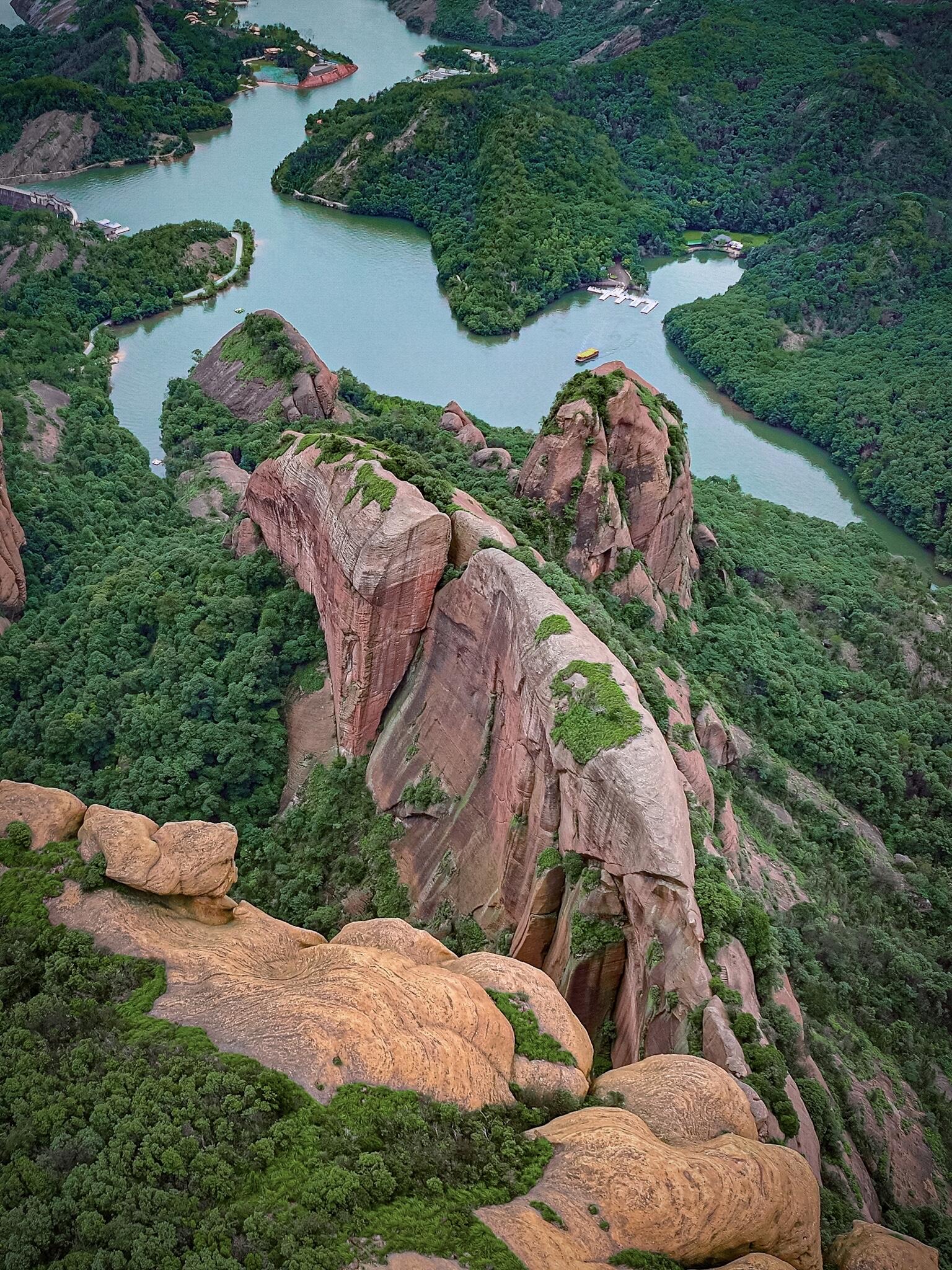 江西确实是个充满宝藏的地方,而弋阳龟峰景区更是其中一颗璀璨的明珠