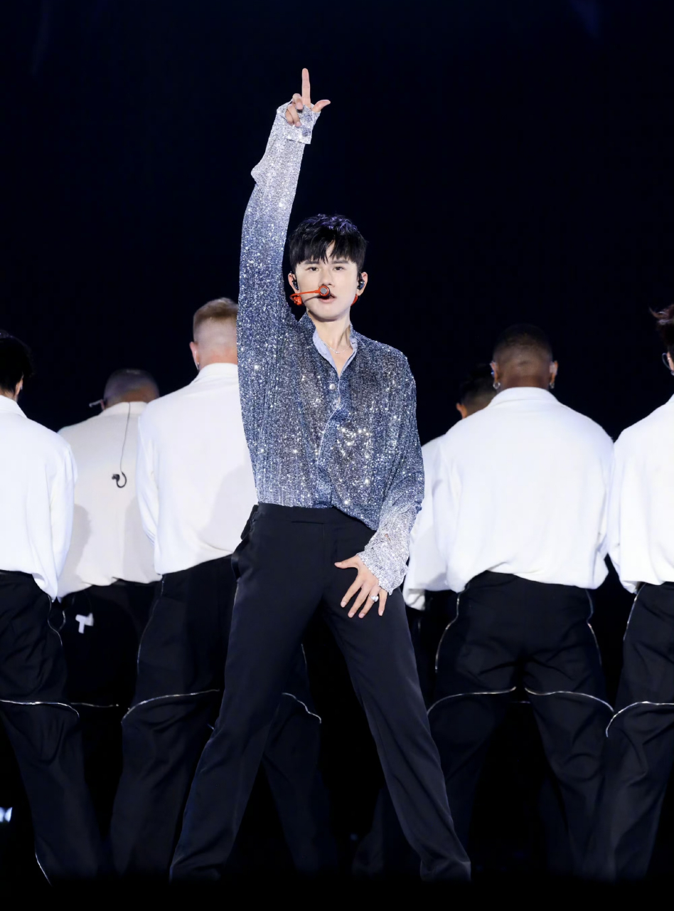 张杰好像中国版迈克尔杰克逊.[得意]#动态连更挑战