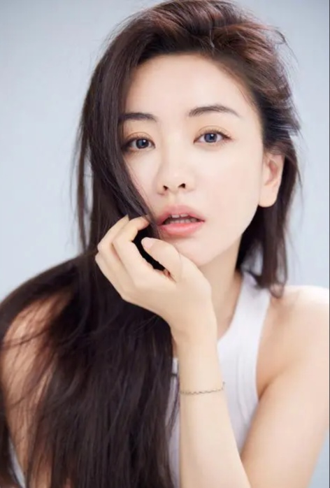 云南知名女星,你最喜欢哪个?你觉得哪个最倾城绝色?