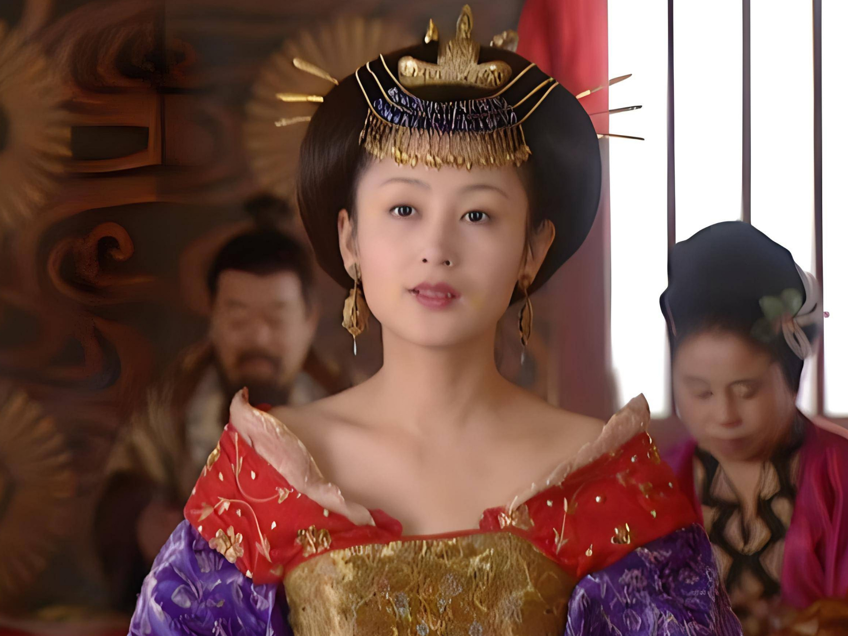 因为娶了韦皇后的乳母王氏,而受到韦后的重用,只是李隆基与太平公主