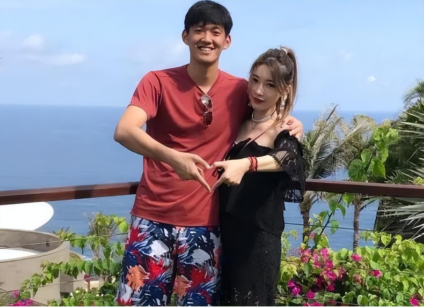 梦泪妻子上海上港太太团張琳苖老婆武磊的妻子简历颜骏凌女朋友颜骏凌