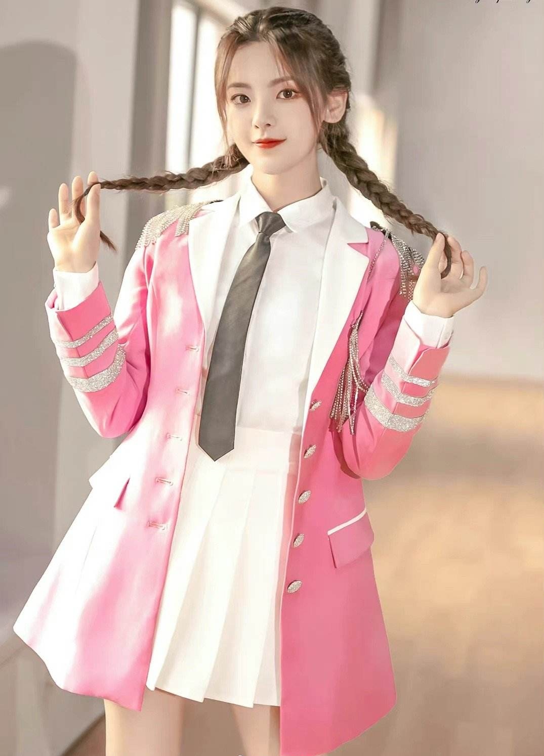 杨超越最适合的应该就是双马尾造型