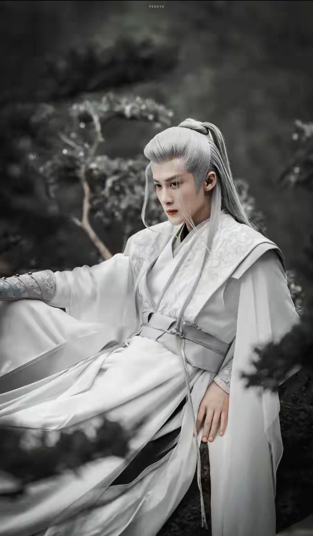 内娱十大古装男神你最倾心哪一位  10张凌赫 9吴磊 8朱一龙 7罗云熙 6