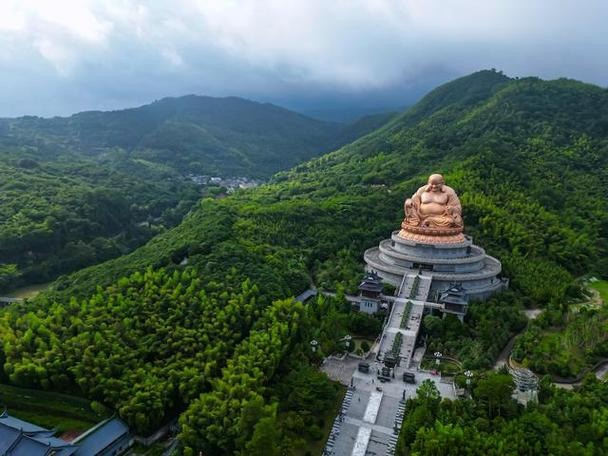 宁波佛教圣地四大名山图片