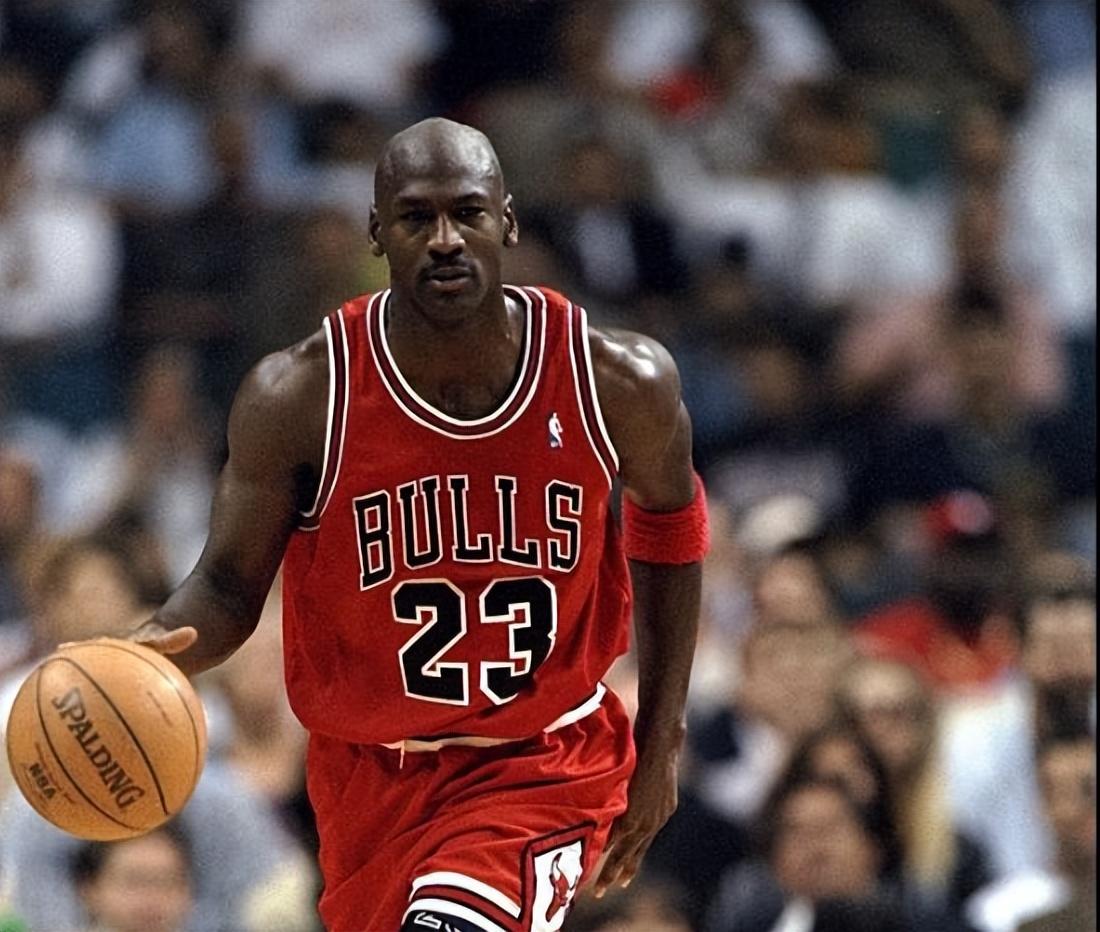 进入nba前的迈克尔·乔丹,究竟什么水平?篮球之神的进化