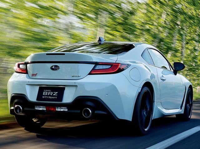 经典日系平民"超跑":2.4t水平对置引擎 后驱,更有手动挡