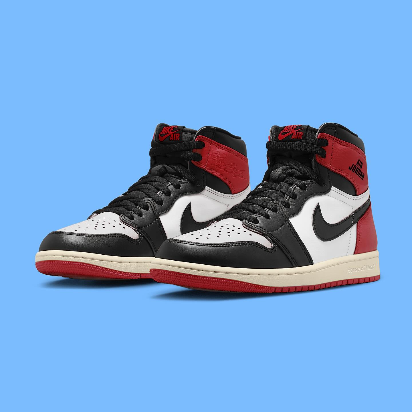 将于 10 月 18 日登场,延续熟悉构色方案和皮质的同时,飞翼替换为最初